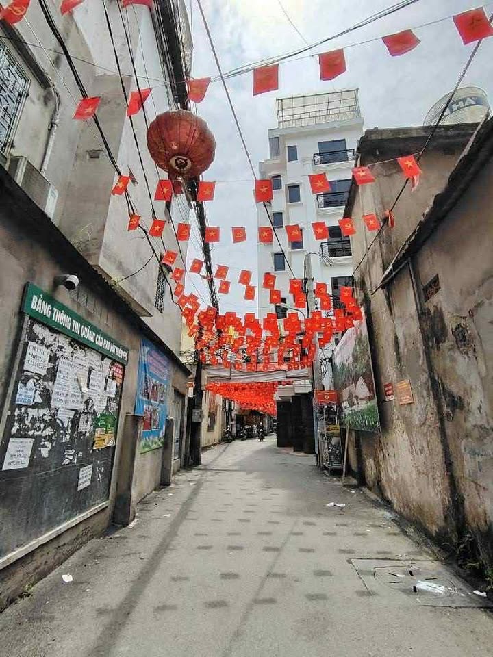 Nhà Phùng Chí Kiên 31m² giá 6.99 tỷ - Sẵn sàng vào ở ngay!