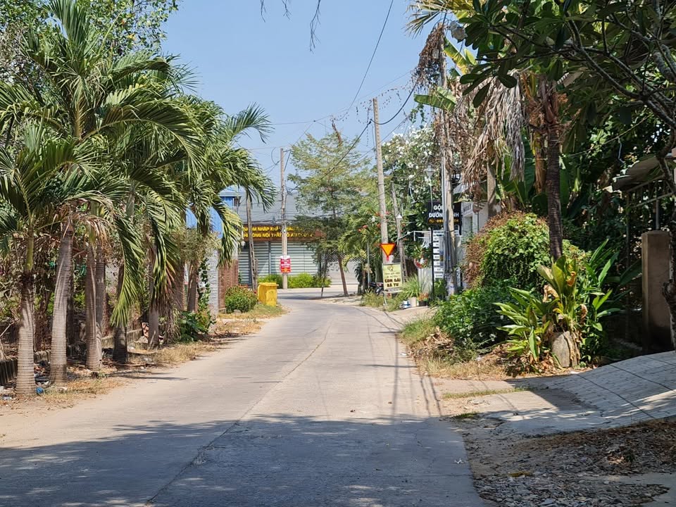 Nhà hẻm Nguyễn Văn Rốp, Phường 4, 427m² giá 330 triệu - Cơ hội đầu tư hiếm có!