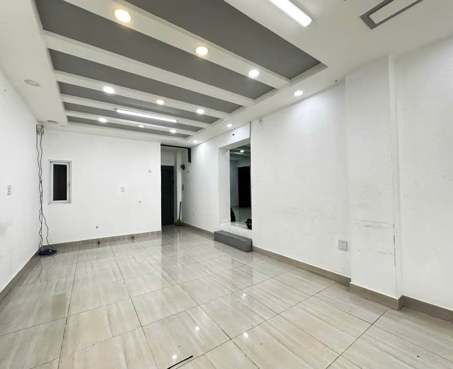 Cho thuê văn phòng 38m² tại Tô Hiến Thành, Quận 10 - Mặt bằng đẹp, giá thỏa thuận!