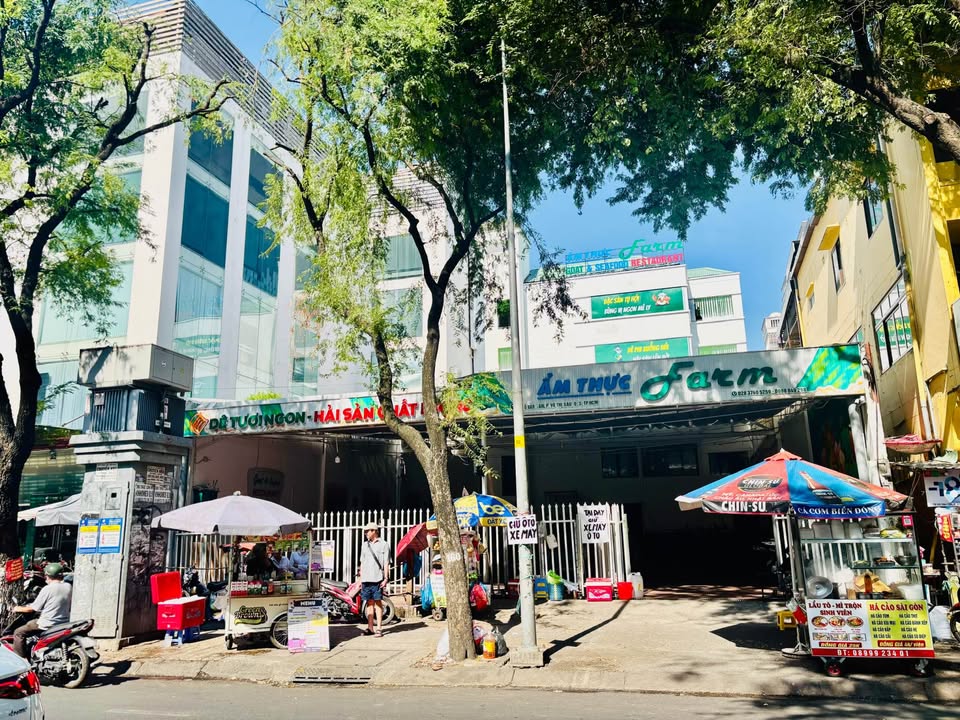 Nhà mặt tiền 80 Võ Văn Tần, Q3 - Diện tích 500m² giá 400 triệu/tháng - Kinh doanh thuận lợi!
