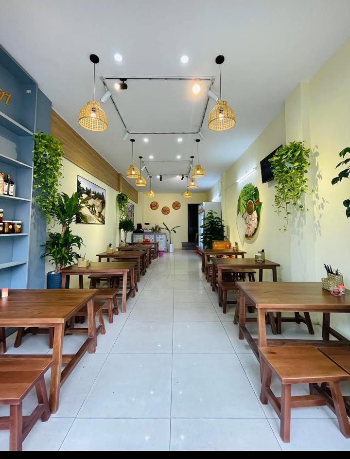 Nhà mặt tiền Hoàng Diệu, Hải Châu 105m² giá 25 triệu - Kinh doanh thuận lợi!