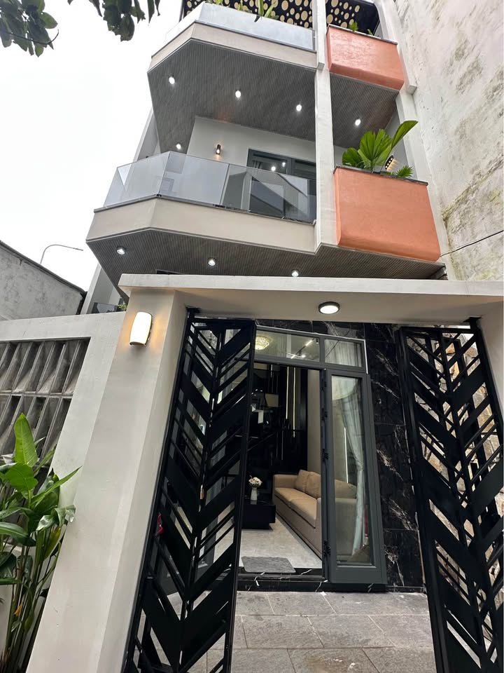 Nhà 3 Tầng Điện Biên Phủ - 60m² giá 5.49 tỷ - Full nội thất, gần Coop Mart