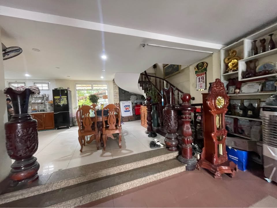 Cho thuê nhà mặt tiền Hòa Cường, quận Hải Châu 110m² - Vị trí đẹp, nhận diện thương hiệu tốt!