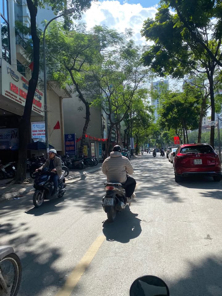 FrontHouse Khương Đình 35m² giá thỏa thuận - Kinh doanh sầm uất ngay phố!