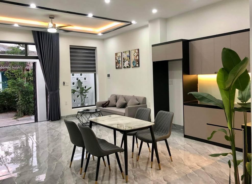 Nhà 3 tầng Lý Nam Đế, Phường An Hoà, 65m² giá 2.6 tỷ - Full nội thất, ô tô tận nơi!