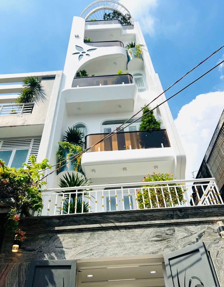 Nhà 5 phòng ngủ, 7WC tại Lê Văn Thọ, Gò Vấp, 63m² giá 12.6 tỷ - Thiết kế hiện đại, thang máy!