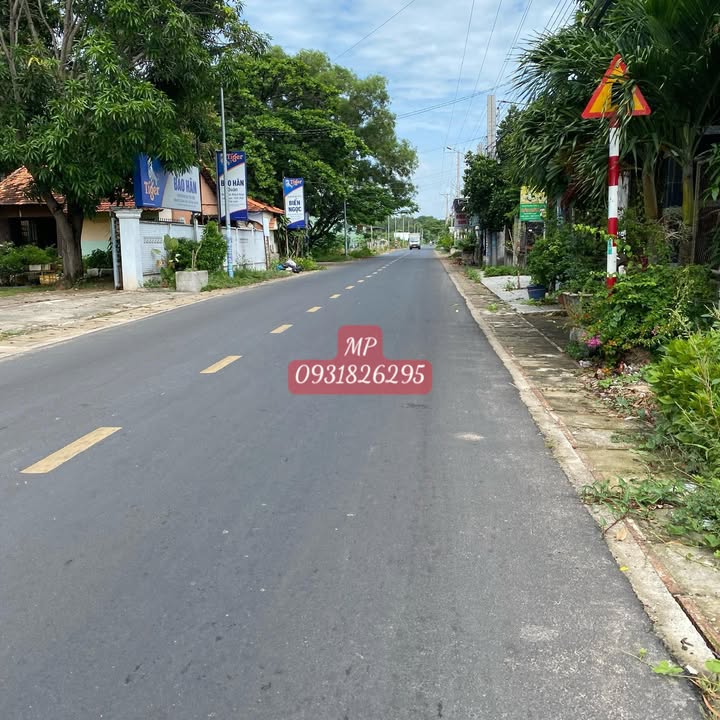 Bán lô đất mặt tiền Liên Xã, Long Điền 1.118,5m² giá 20.133 tỷ - View biển lý tưởng!