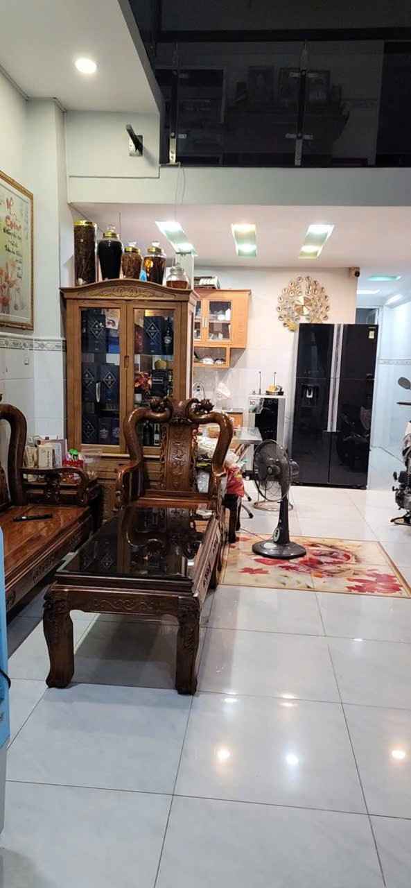 Nhà bán phường Trung Mỹ Tây quận 12, 69.7m² giá 4.95 tỷ - Sổ hồng chính chủ, bớt lộc cho khách thiện chí!