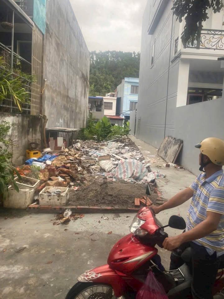 Đất nền Kiến An 109m² giá 2.1 tỷ - Vị trí đẹp, tiện ích đầy đủ!