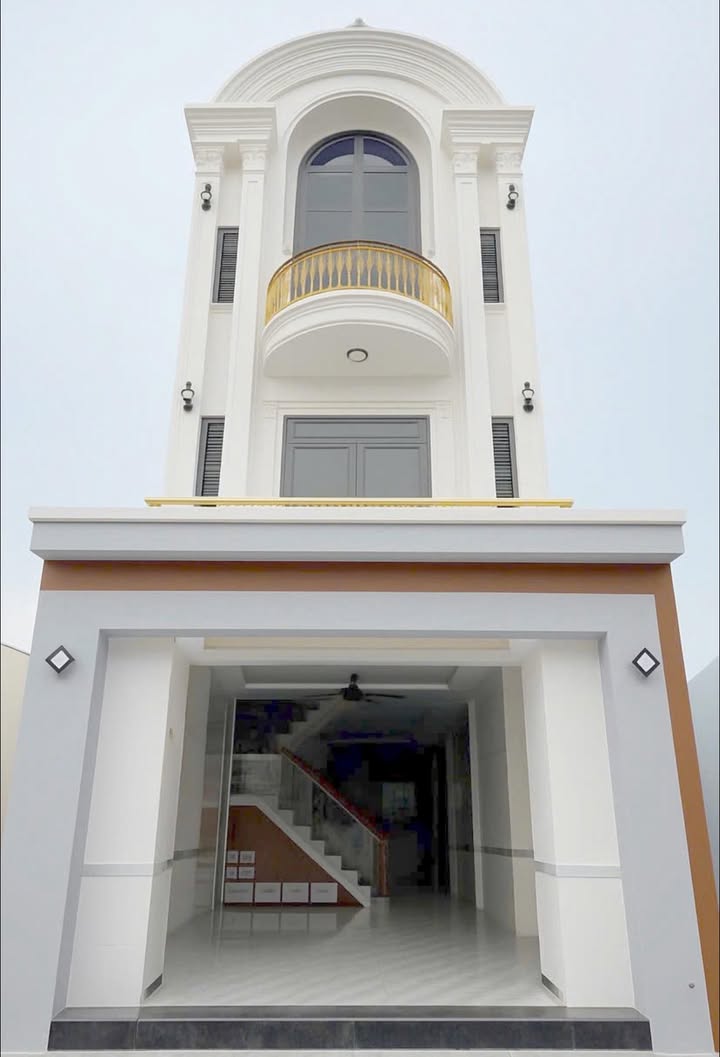 Nhà mặt tiền Đông Minh Dĩ An 94m² giá 7.2 tỷ - Thiết kế mới 100%!