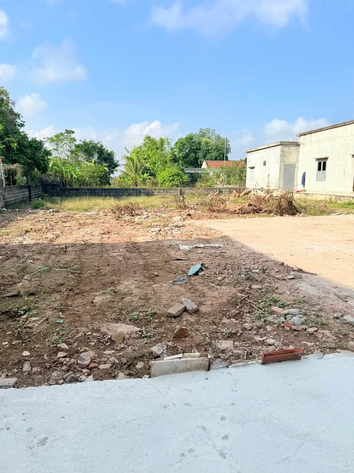 Đất nền xã Nam Trung, Tiền Hải 140m² giá chỉ 5xx triệu - Đầu tư sinh lời ngay!