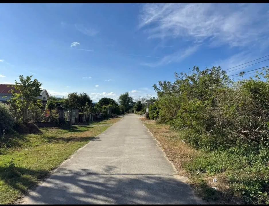 Đất thổ cư 300m² tại Đắk Cấm, Kon Tum - Khu dân cư sầm uất, giá thỏa thuận!