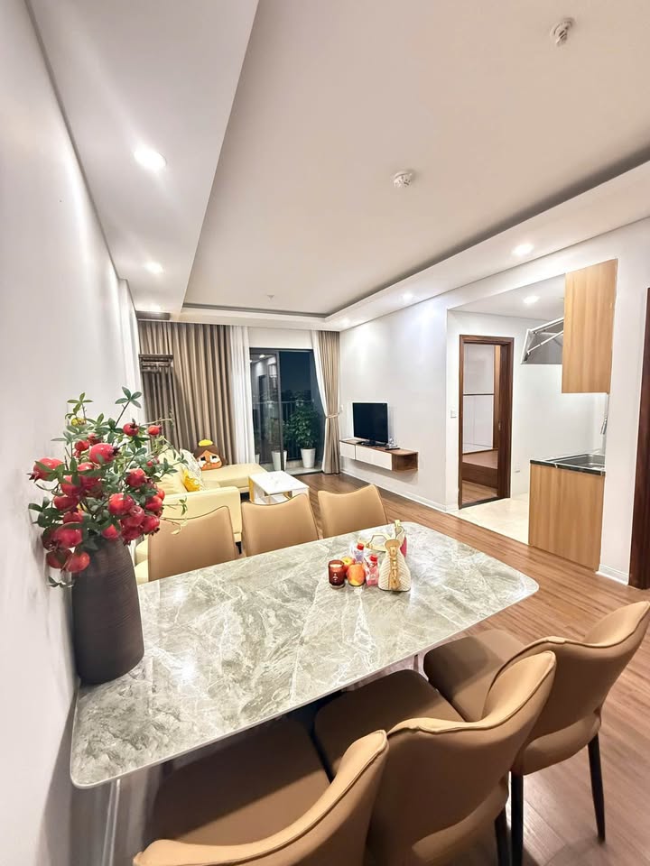 Chung cư Bình Minh Garden Long Biên 75m² giá 5 tỷ - Sẵn sổ, tiện ích tuyệt vời!
