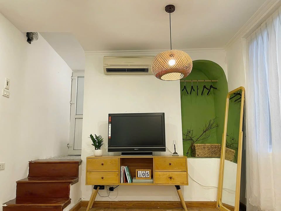 Cho thuê nhà 6 tầng phố Lương Ngọc Quyến, Hoàn Kiếm - Không gian trẻ trung, hiện đại!