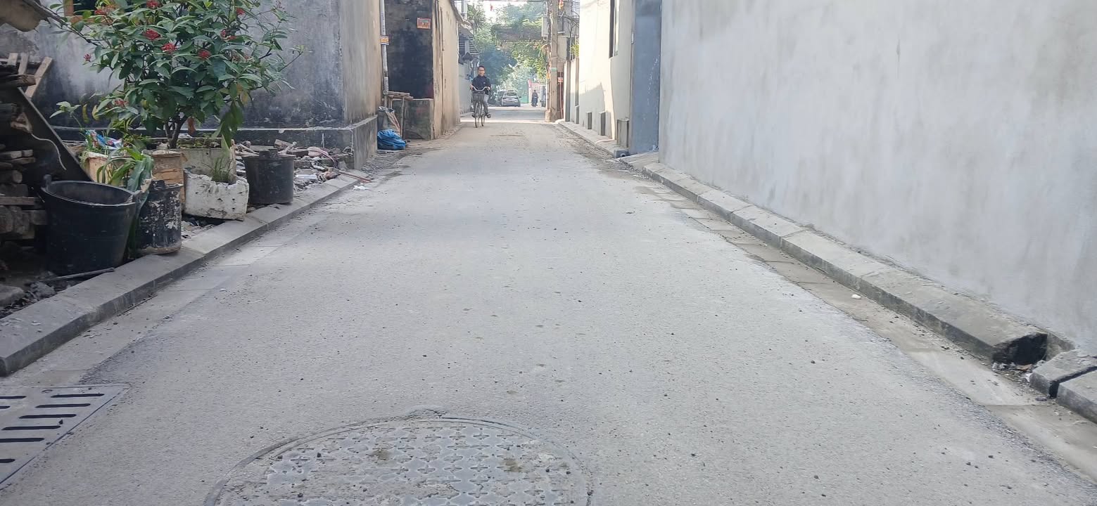 Đất nền Nam Hồng Đông Anh 100m² - Gần trục đường chính, giá thỏa thuận!