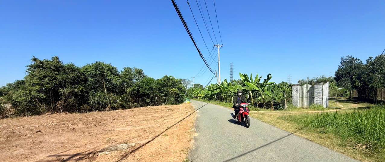 Đất vườn Cây Trôm Mỹ Khánh 1000m² giá 4 tỷ - Pháp lý rõ ràng, xây dựng ngay!