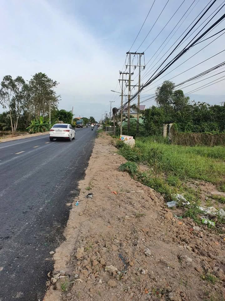 Đất nền kinh doanh tại Thị Trấn Mỹ An, 650m² giá 8.9 tỷ - Tiềm năng đầu tư lớn!