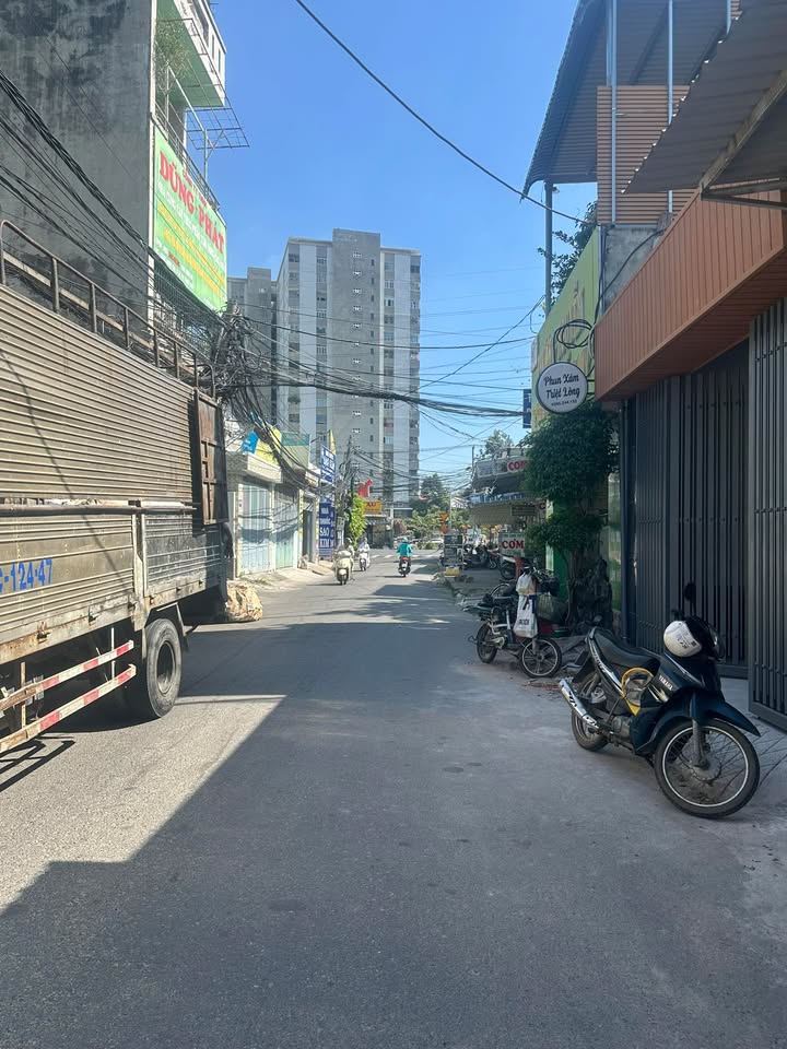 Nhà 1 trệt 2 lầu Mặt tiền Đường Đô Lương, Vũng Tàu 100m² - Kinh doanh thuận lợi!