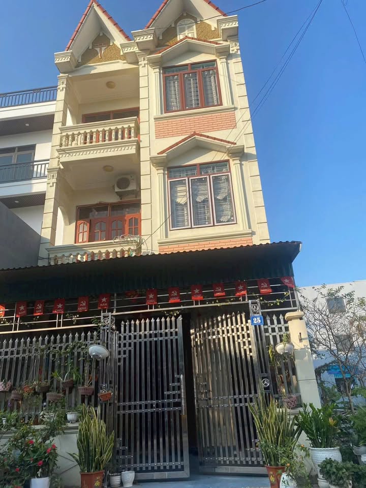 Nhà cho thuê 3 tầng 4 phòng ngủ tại thị trấn An Dương, Hải Phòng - Giá chỉ 5 triệu/tháng!