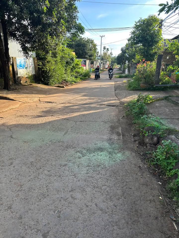 Nhà 1 mê góc 2 mặt tiền tại Tân Lập, BMT 220m² giá 4.5 tỷ - Kinh doanh lý tưởng!