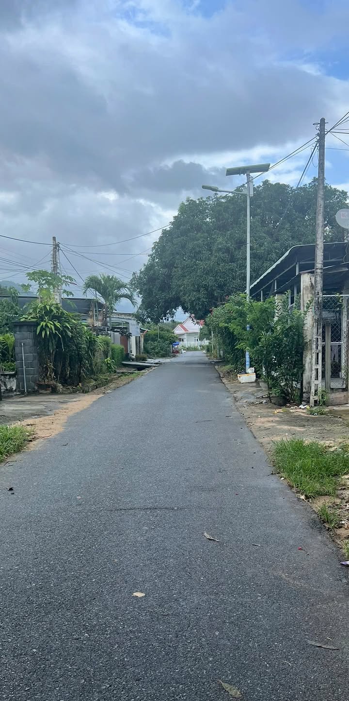 Đất thổ cư Cam Tân 520m² giá 4.944 tỷ - Mặt tiền đường nhựa rộng rãi!