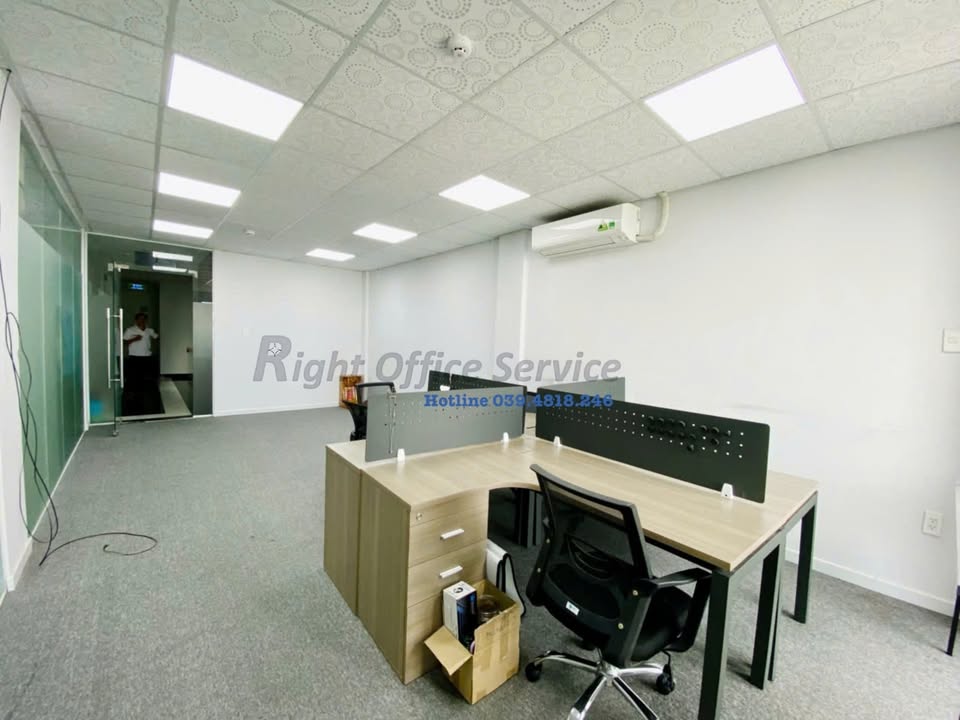 Văn phòng cho thuê tại Phú Nhuận 32m² giá 12.8 triệu - Không gian làm việc lý tưởng!