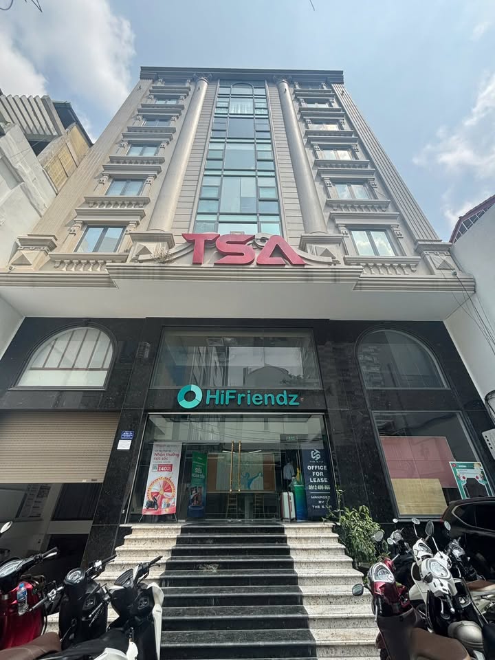 Văn phòng cho thuê quận 3 - 170m² giá 50 triệu - View kính đẹp!