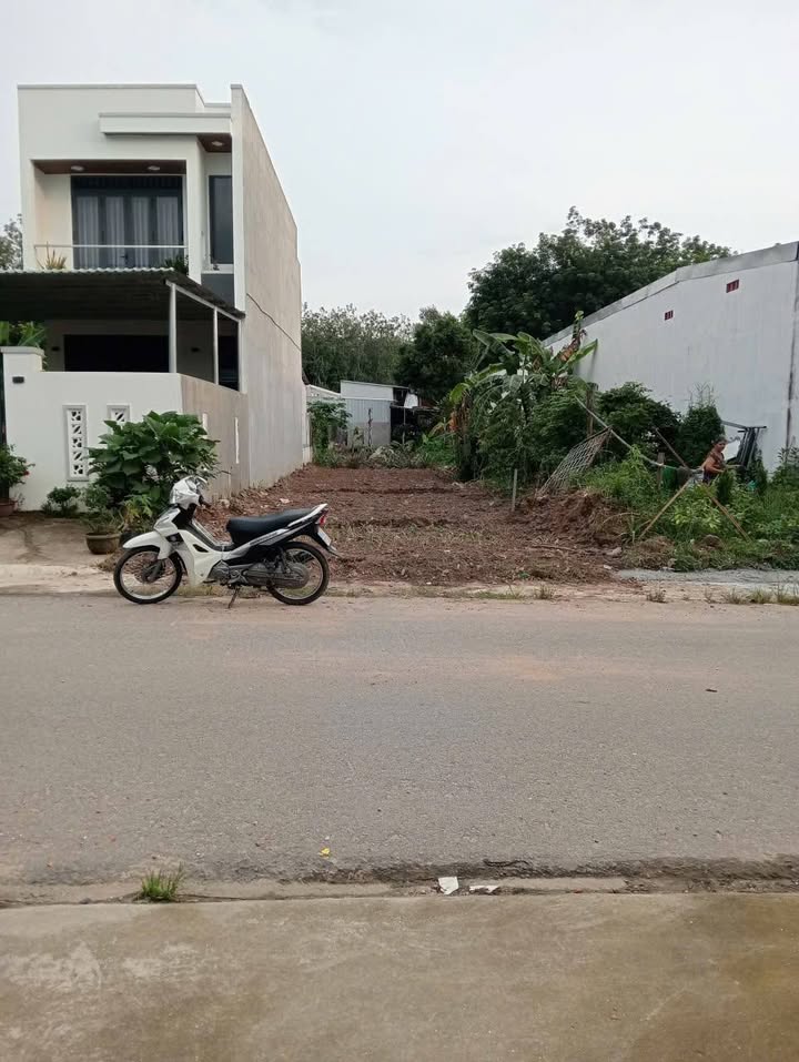 Đất nền An Tây Bến Cát 270m² giá 2.48 tỷ - Đầu tư sinh lời tuyệt vời!