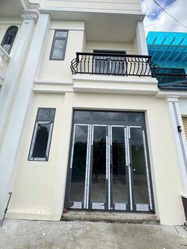 Nhà 1 trệt 1 lầu khu biệt thự Ngọc Vân, 75.6m² giá chỉ 2.25 tỷ - An ninh tốt, dân trí cao!