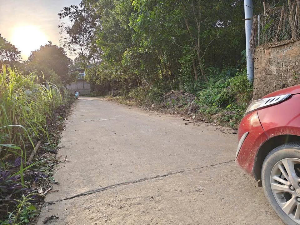 Đất farm Khánh Thượng, Ba Vì 1751m² giá 2 tỷ - Địa thế cao ráo, view đẹp!