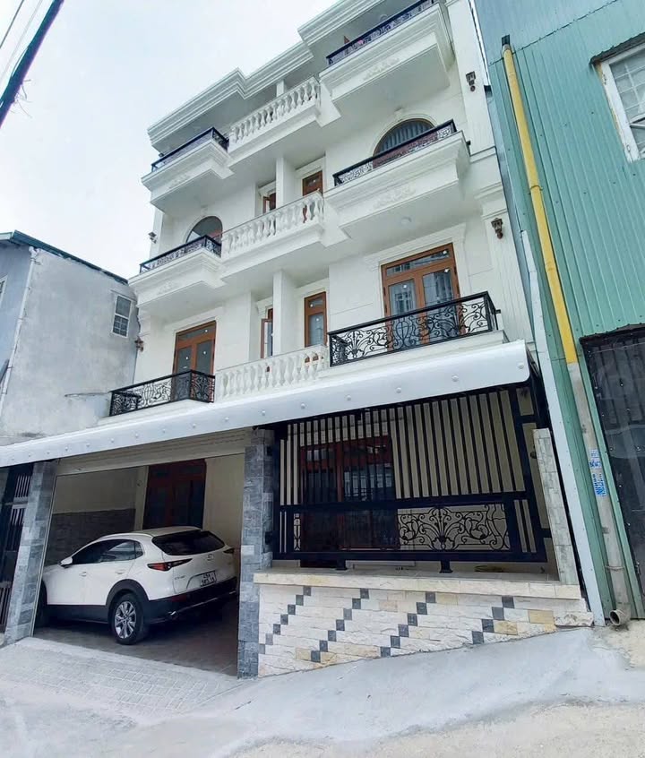Cho thuê villa trung tâm Đà Lạt 5PN, 6WC chỉ 25 triệu - Đầu tư sinh lời ngay!