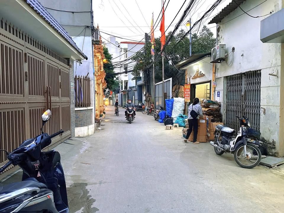 Tòa nhà Dòng Tiền Định Công Hạ 120m² giá 46.9 tỷ - Lô góc 3 mặt thoáng, ô tô vào nhà!