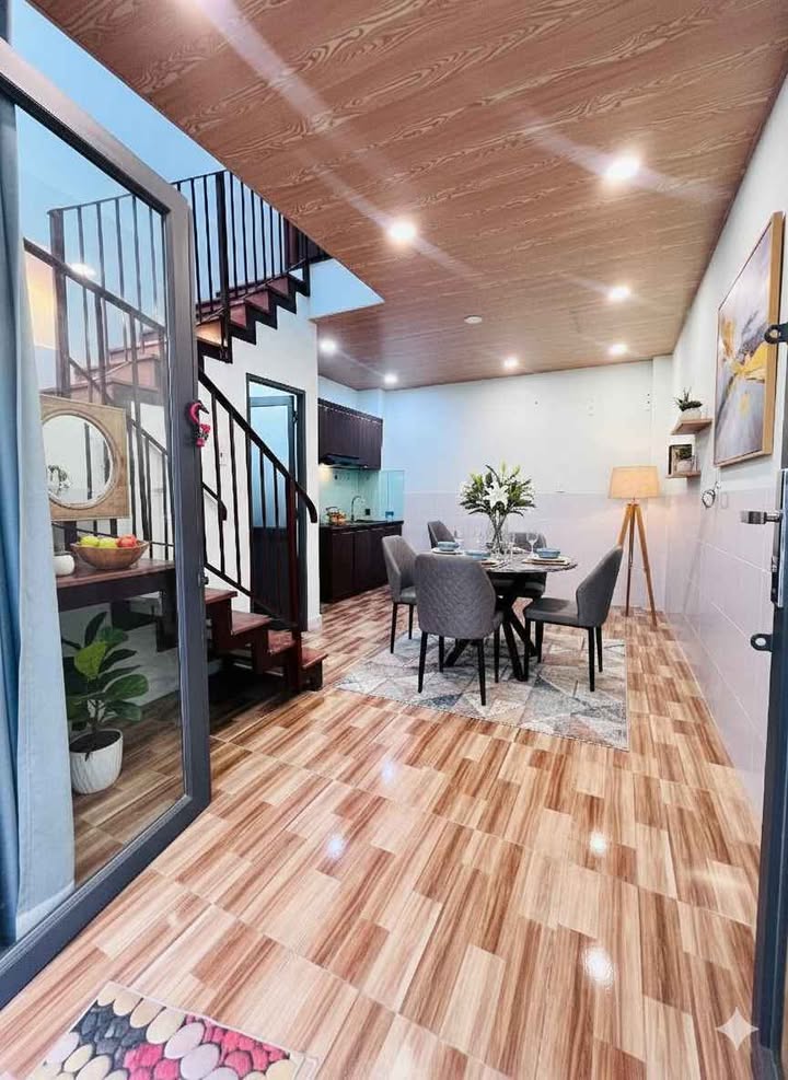 Nhà phố mới xây quận 8, 22m² giá thỏa thuận - Thiết kế hiện đại, 2 tầng