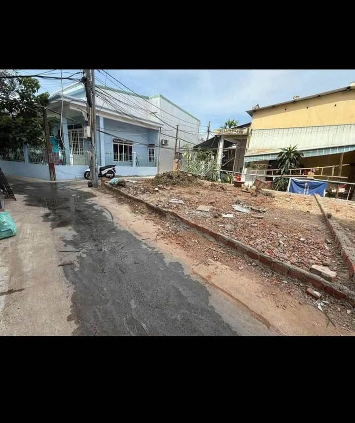 Đất Thành Phố Đà Nẵng - Lô đất 54m² 2 mặt kiệt ô tô - Giá 3.25 tỷ hấp dẫn!