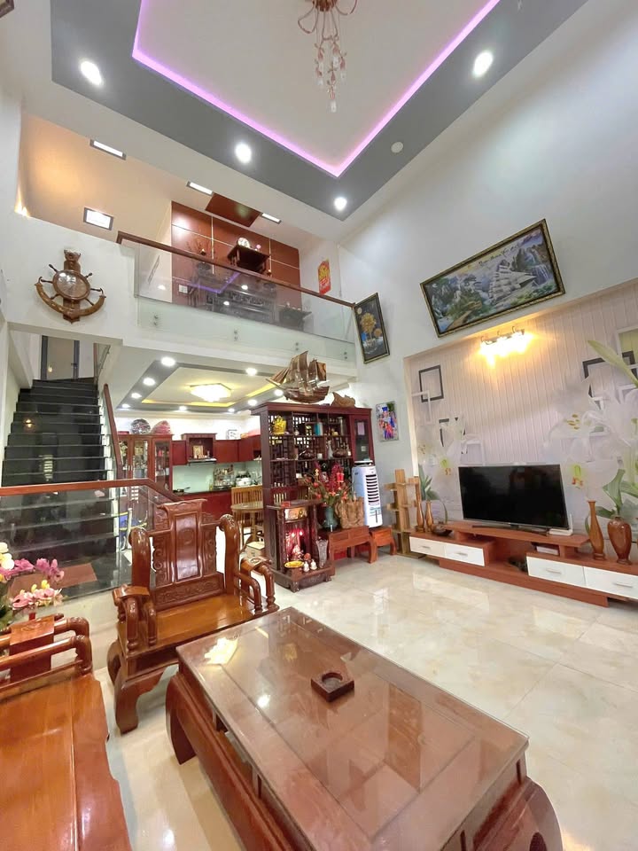 Nhà đẹp Hẻm 473 Y Moan, Buôn Ma Thuột 105m² giá 3.5 tỷ - Pháp lý rõ ràng, vào ở ngay!