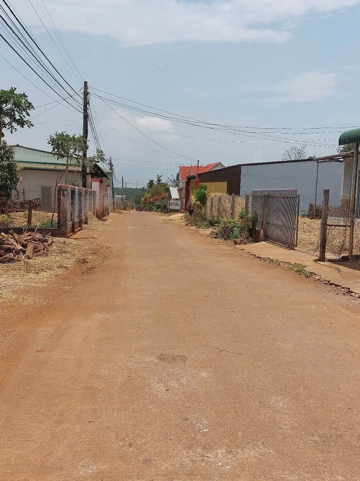 Đất thổ cư Cư Suê 150m² giá 1.5 tỷ - Đầu tư sinh lời ngay!