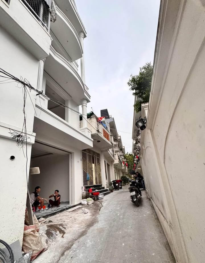 Nhà 4 Tầng 45m² đường Tây Sơn, Kiến An - Ô tô vào tận cửa chỉ 3.29 tỷ!