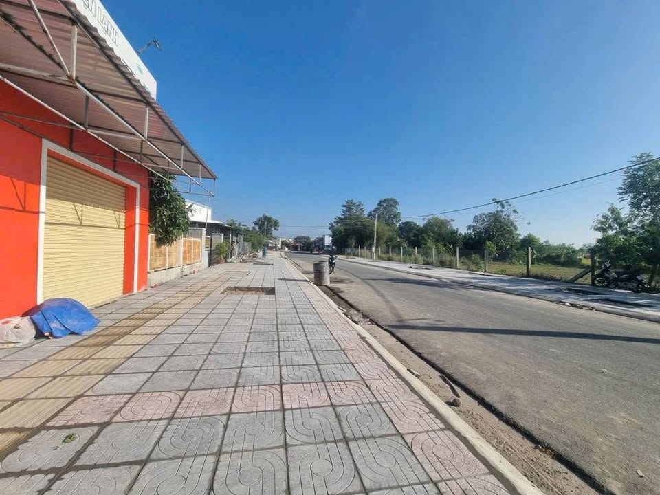 Nhà vườn mặt tiền nhựa 414m² Phường Tam Long - Giá chỉ 6.5 tỷ!