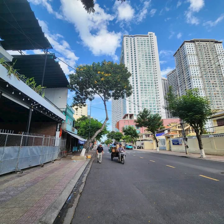 Đất nền đường Hòn Chồng, Vĩnh Phước, Nha Trang 242.8m² giá 56 tỷ - Vị trí kinh doanh đắc địa!