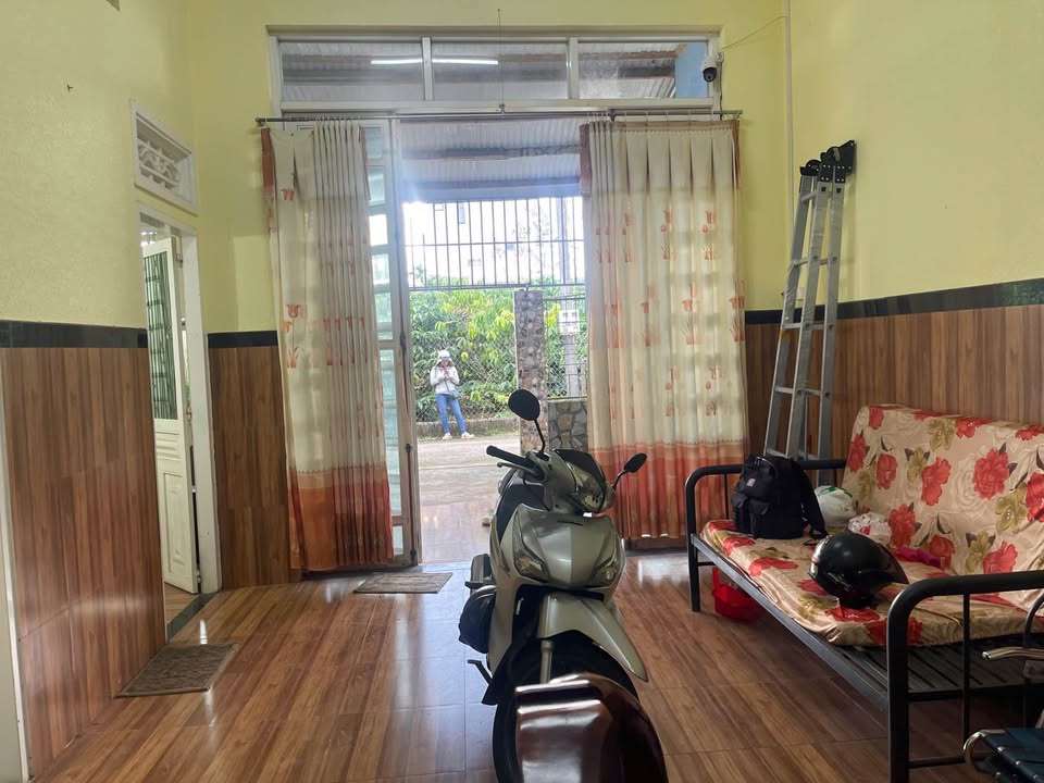 Nhà hẻm Phan Đình Phùng, Bảo Lộc 119m² giá 2.05 tỷ - Nhà đẹp, chính chủ!