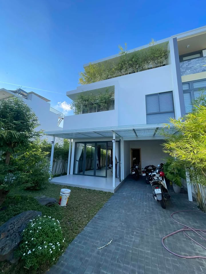 Biệt thự cho thuê KĐT Mỹ Gia Vĩnh Thái Nha Trang 200m² - Nhà mới 100% với sân vườn rộng rãi!