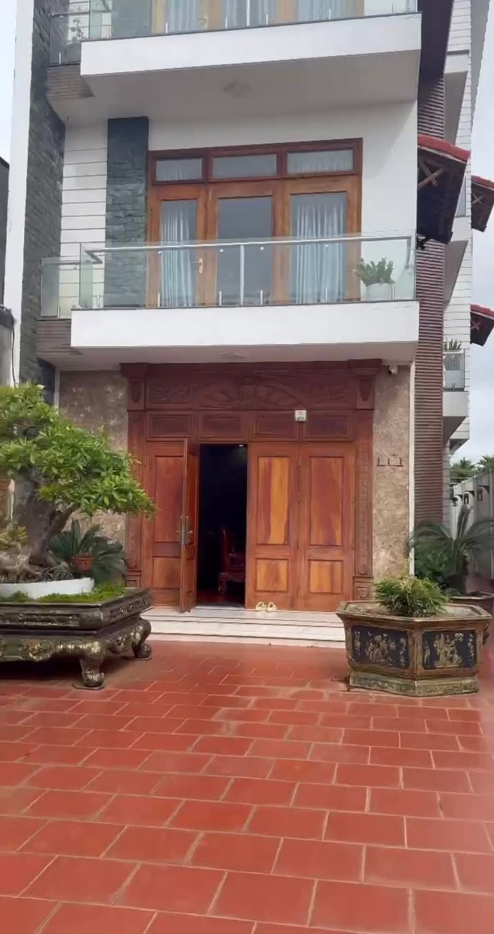 Nhà mặt tiền đường 6B Buôn Ma Thuột 568m² giá 10.9 tỷ - Chính chủ bán gấp!