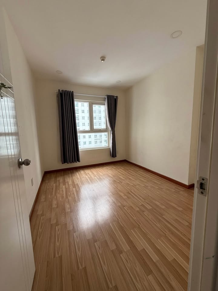 Căn hộ Diamond Riverside quận 8 74m² giá 3.07 tỷ - View hồ bơi tuyệt đẹp!