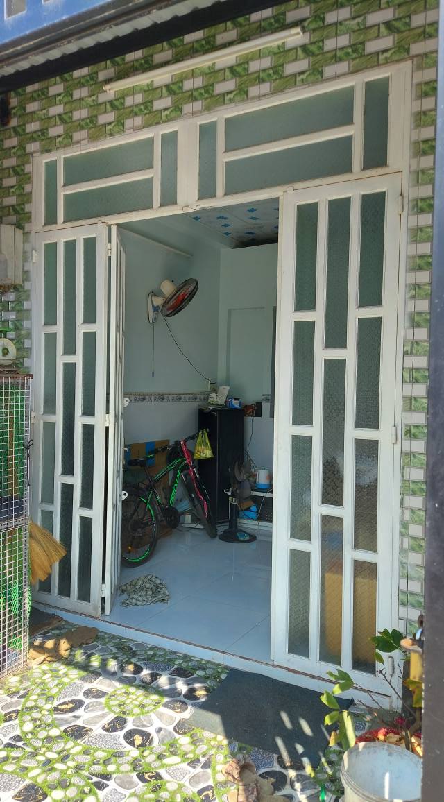 Bán nhà 2 tầng ấp 7 Tân Thạnh Đông 28m² giá 780 triệu - Đường bê tông 4m trước nhà!