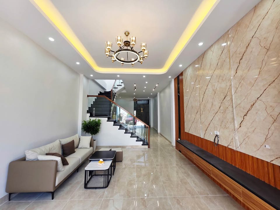 Nhà 2 tầng mới xây tại Quảng Thành, Thanh Hóa 60.2m² giá 2 tỷ - Sẵn sàng ở ngay!