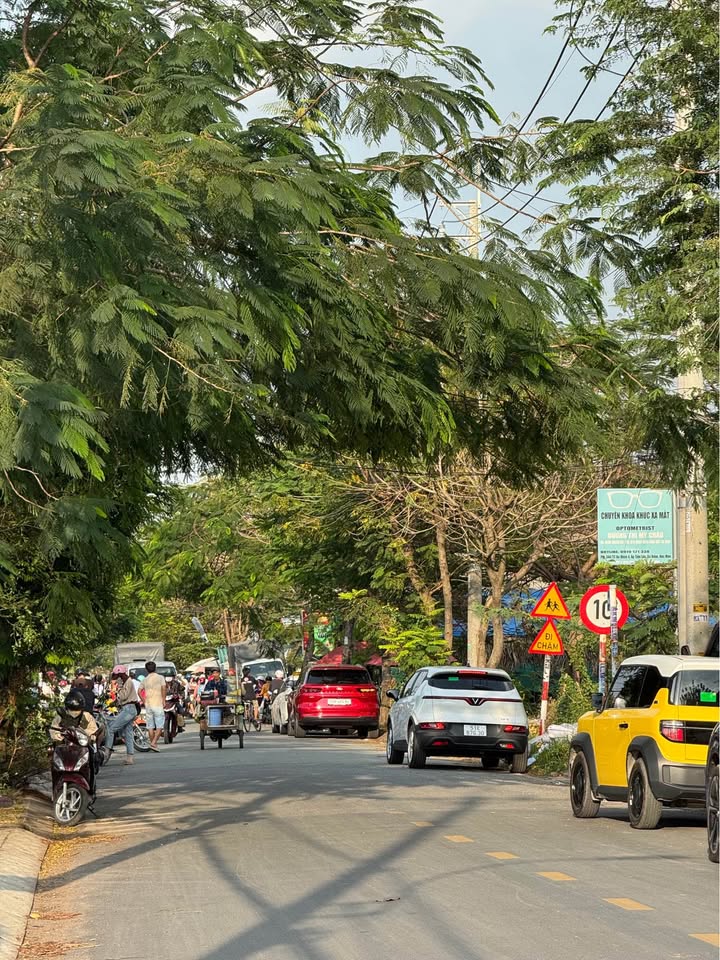 Đất nền Hóc Môn 120m² giá thỏa thuận - Vị trí đẹp, sổ hồng riêng!