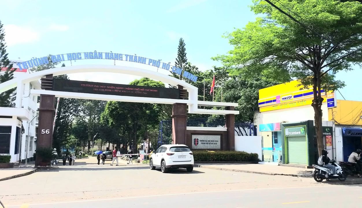 Nhà đẹp tại Thủ Đức 45m² giá 3 tỷ - Khu dân cư sầm uất!