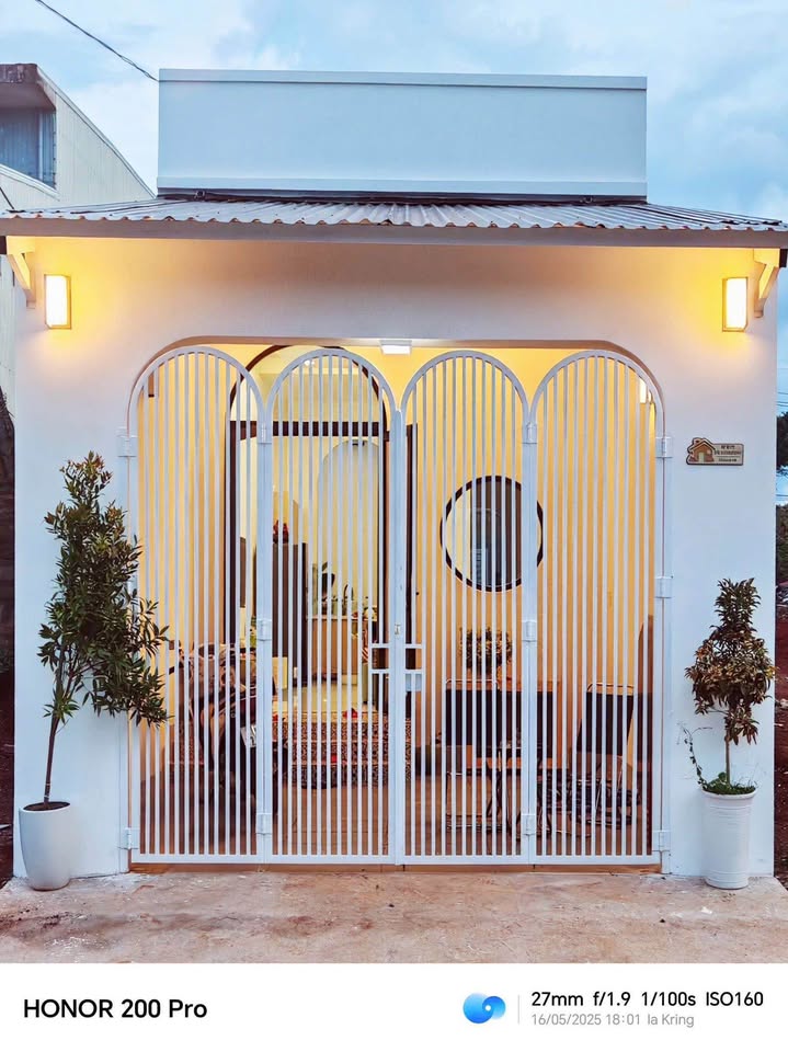 Nhà hẻm 1 Hoàng Sa, Pleiku 160m² giá 1.3 tỷ - Gần chợ đêm tiện lợi!