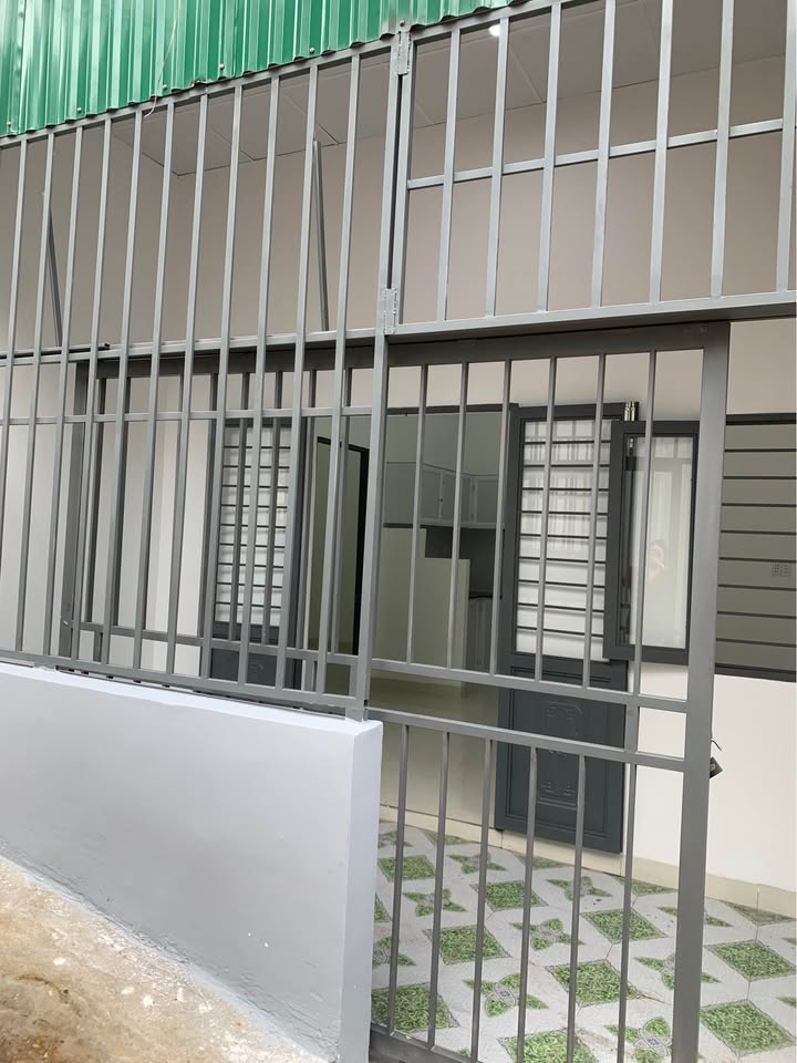 Nhà mới bán gấp tại Ea Kao, Buôn Ma Thuột 63m² giá chỉ 600 triệu - Tiện ích đầy đủ!