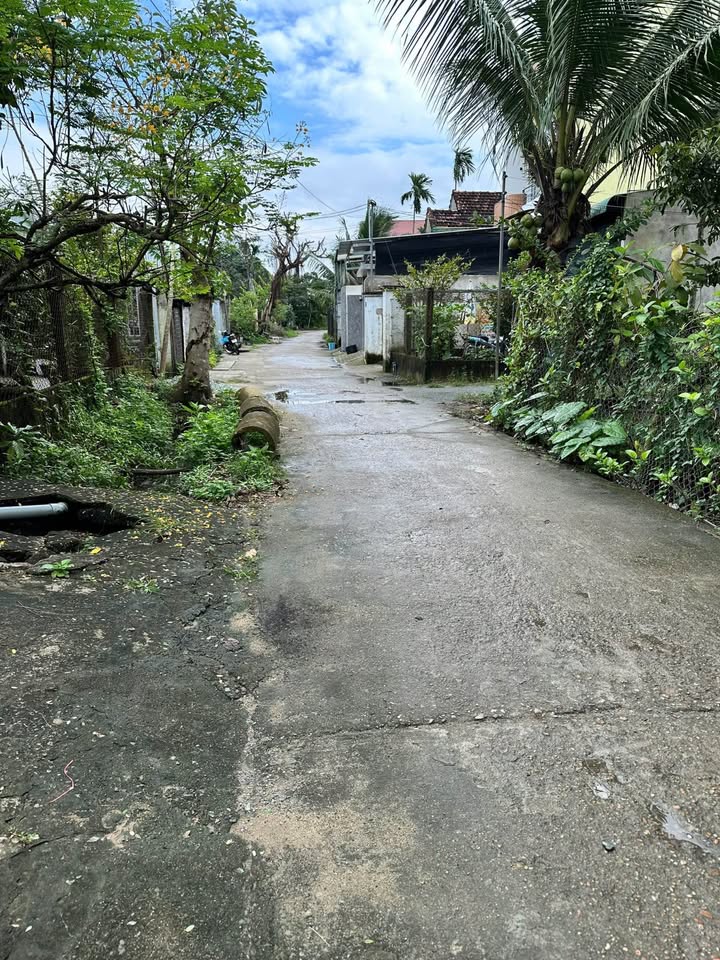 Nhà hẻm 180 Hoàng Hoa Thám 70m² giá 650 triệu - Cơ hội sở hữu tuyệt vời!